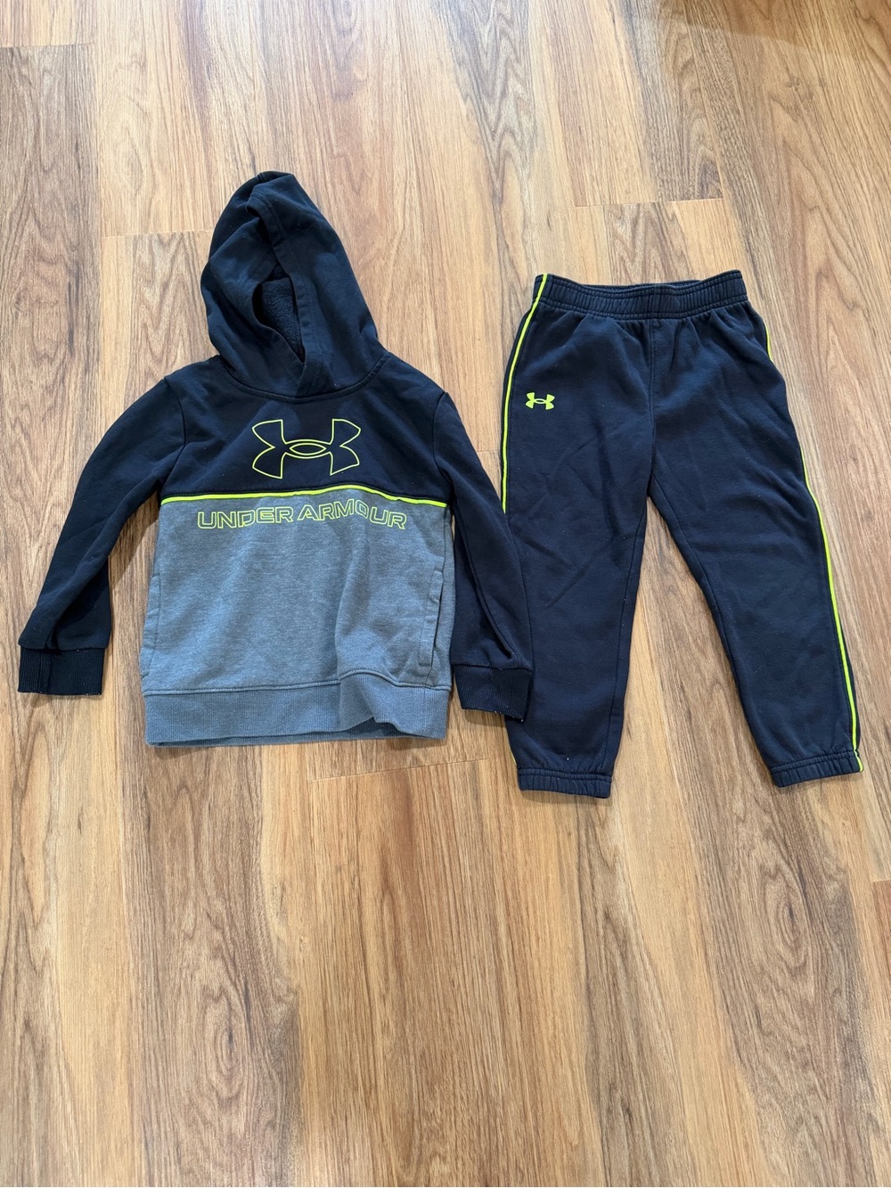 Under Armour Black & Gray Hoodie and Joggers with Neon Trim 2 PieceSet